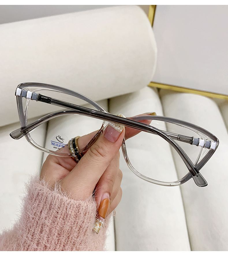 New Retro Cat-eye Frame TR90 Anti-blue Light Glasses For Women