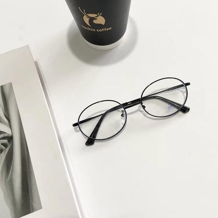 2023 New Anti-blue Presbyopic Glasses For Women Fashion Optical Frames For Men Metal Computer Protection Eye Glasses