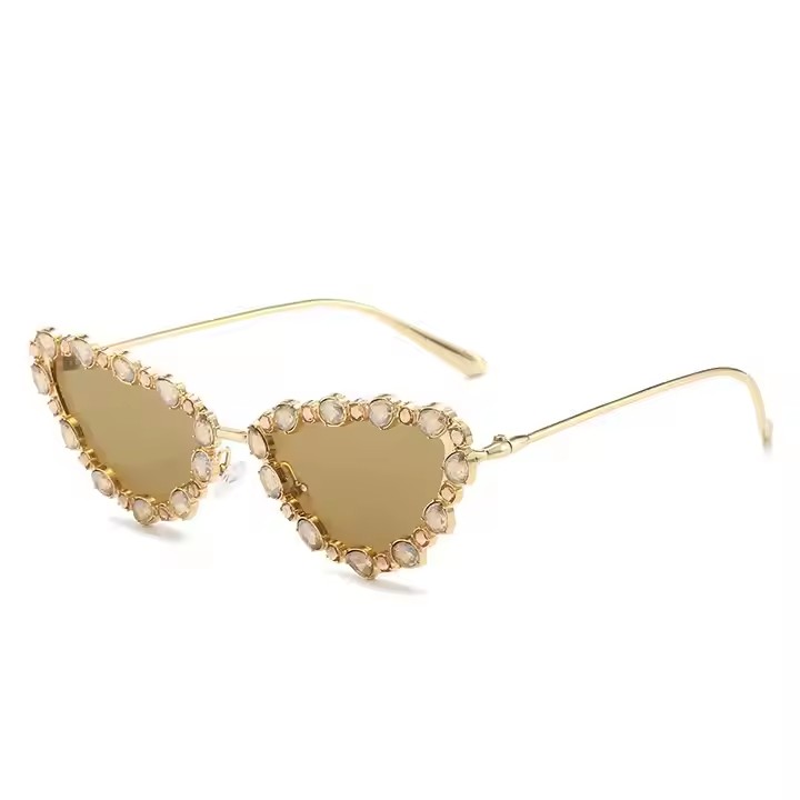 Hot Eyewear Fashion 2024 Luxury Diamond Bling Cat Eye Metal Sunglasses