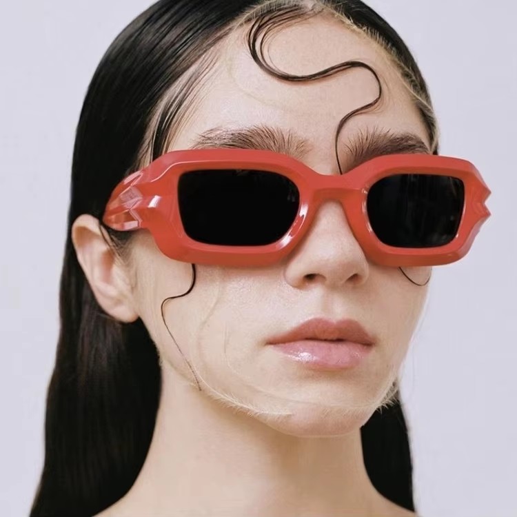 New Trend Cyberpunk Girl's Sunglasses Square Frame Shades Red Transparent Custom C6 Laser Fashionable Eye Wear Customizable Lens