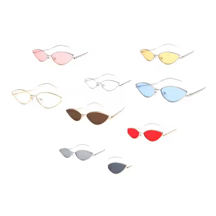 Trendy Polychrome Sunglasses With Small Metal Frame Square Shape Multiple Frame Colors Blue Black Gold Silver Red Yellow Gray C5